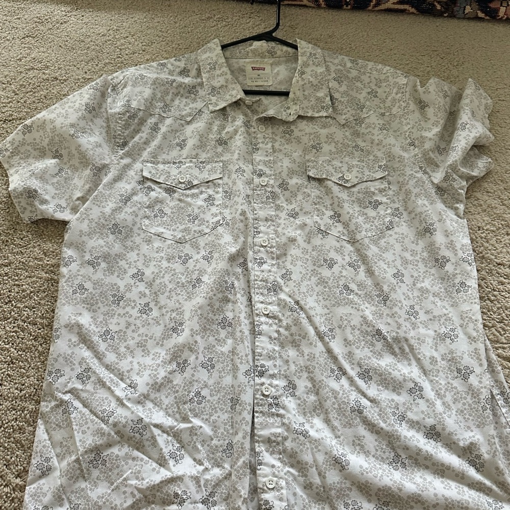 Levi's White and Gray Casual Button Down Shirt